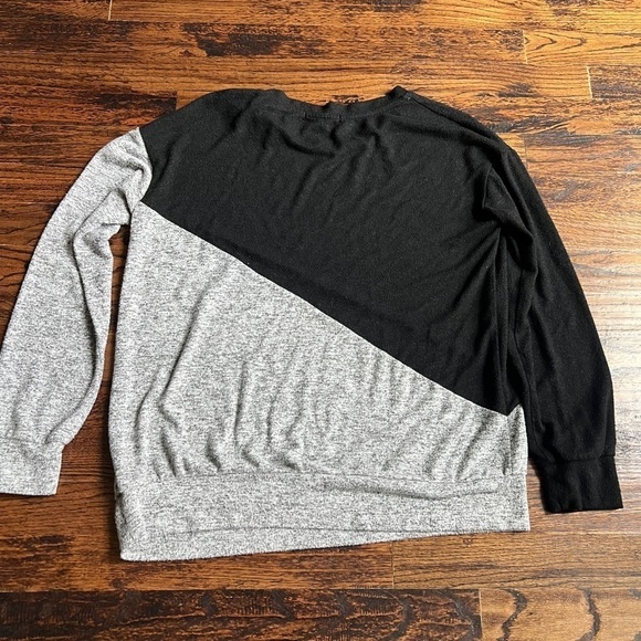 Gibson Look womens color block pullover gray and black size L - Picture 5 of 6